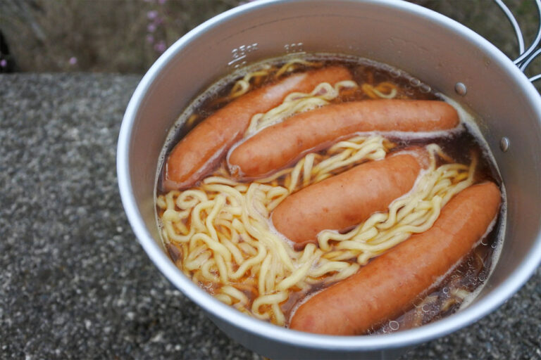 【山ごはん】欲張りウインナー麺