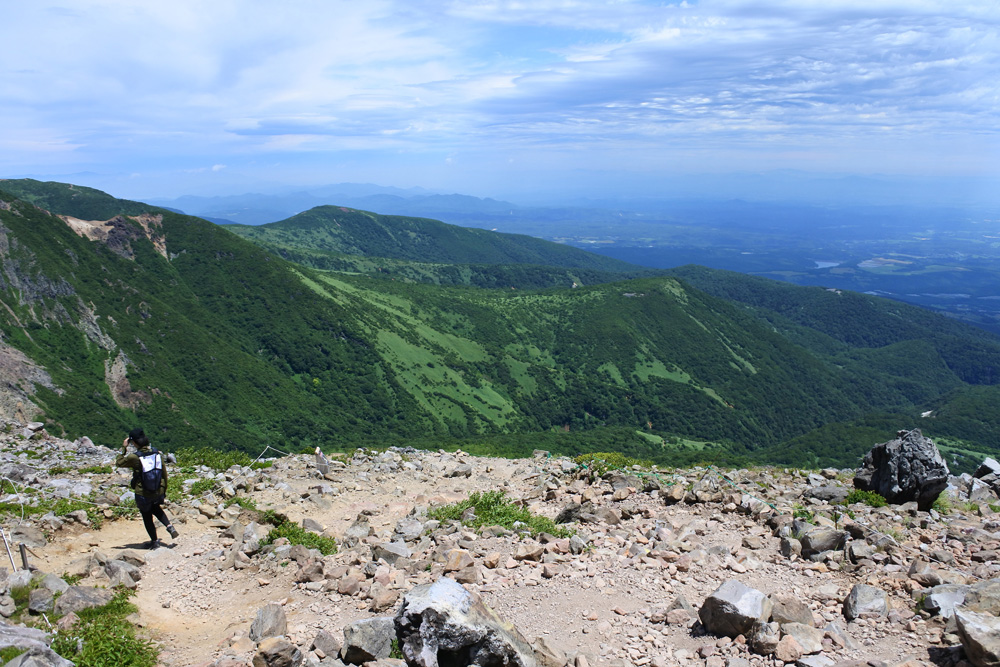 夏山は登山シーズン。高い山にチャレンジできる
