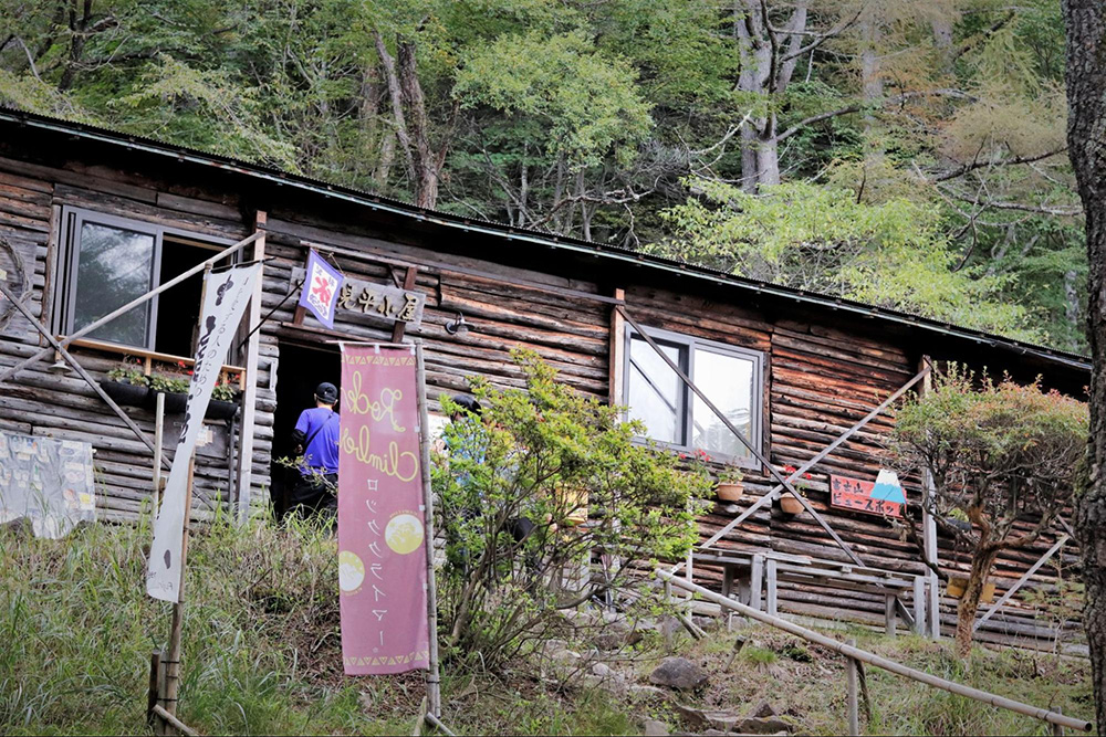 富士見平小屋にてテント泊