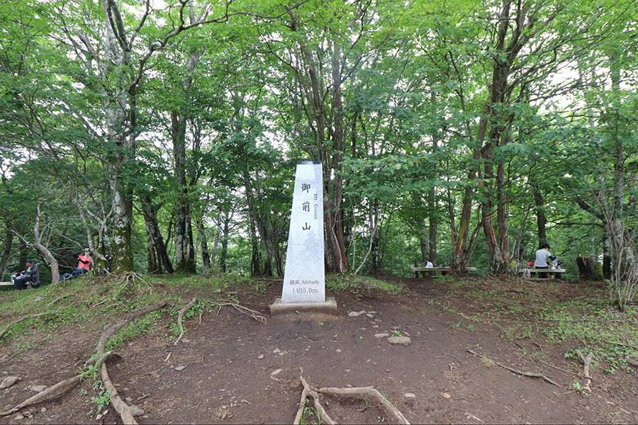 御前山の山頂